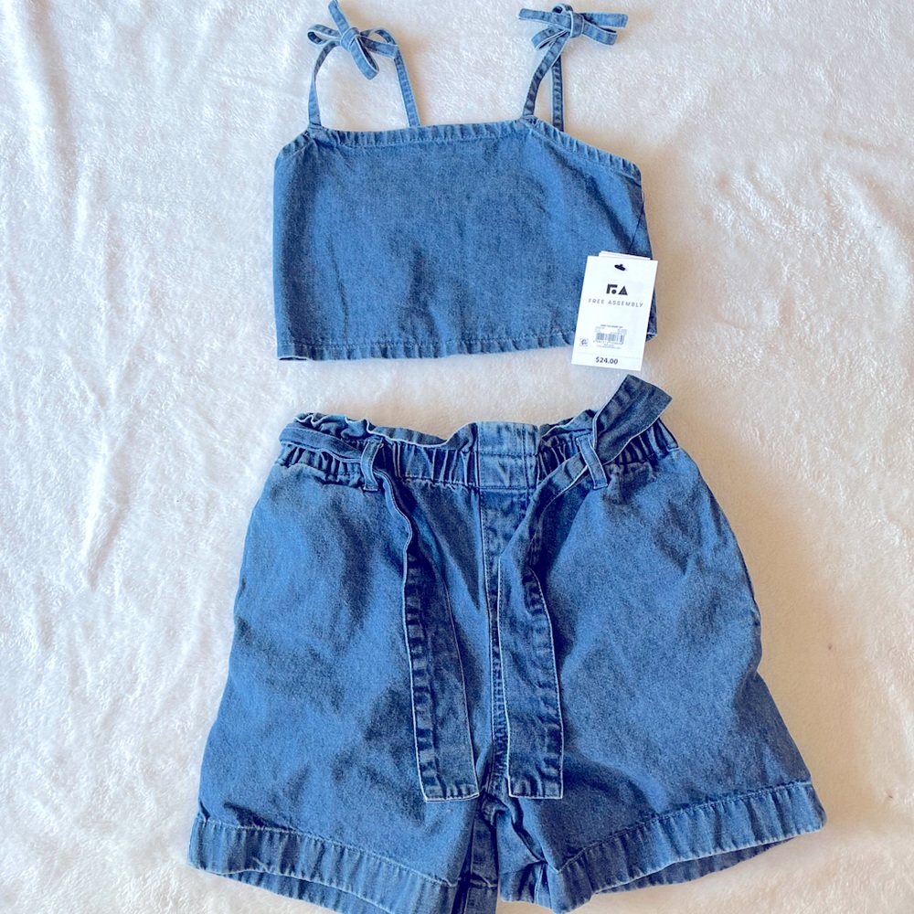 Size 6 GIRLS Denim crop top & short set